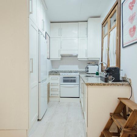 セビリアBeautiful And Cozy- 1Bd 1Bth- Arenal Centerアパートメント エクステリア 写真