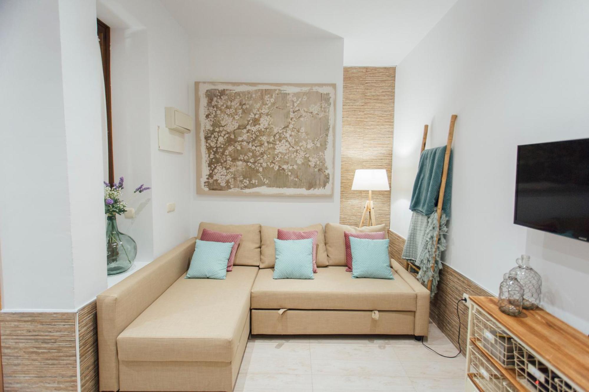 セビリアBeautiful And Cozy- 1Bd 1Bth- Arenal Centerアパートメント エクステリア 写真